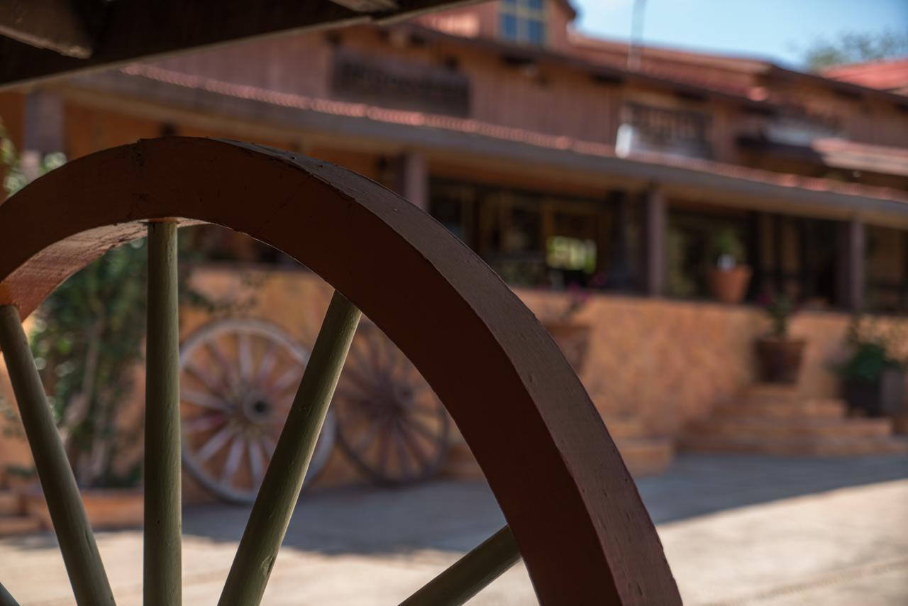 Horsepower Ranch Hotel Ensenada Eksteriør billede